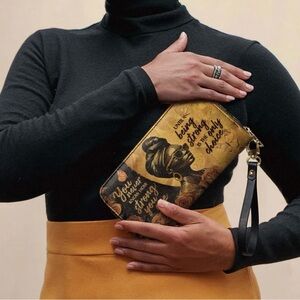 NEW Inspirational Women's Wallet with Artistic Design Size: 7.6" x 4.1"x 1.0